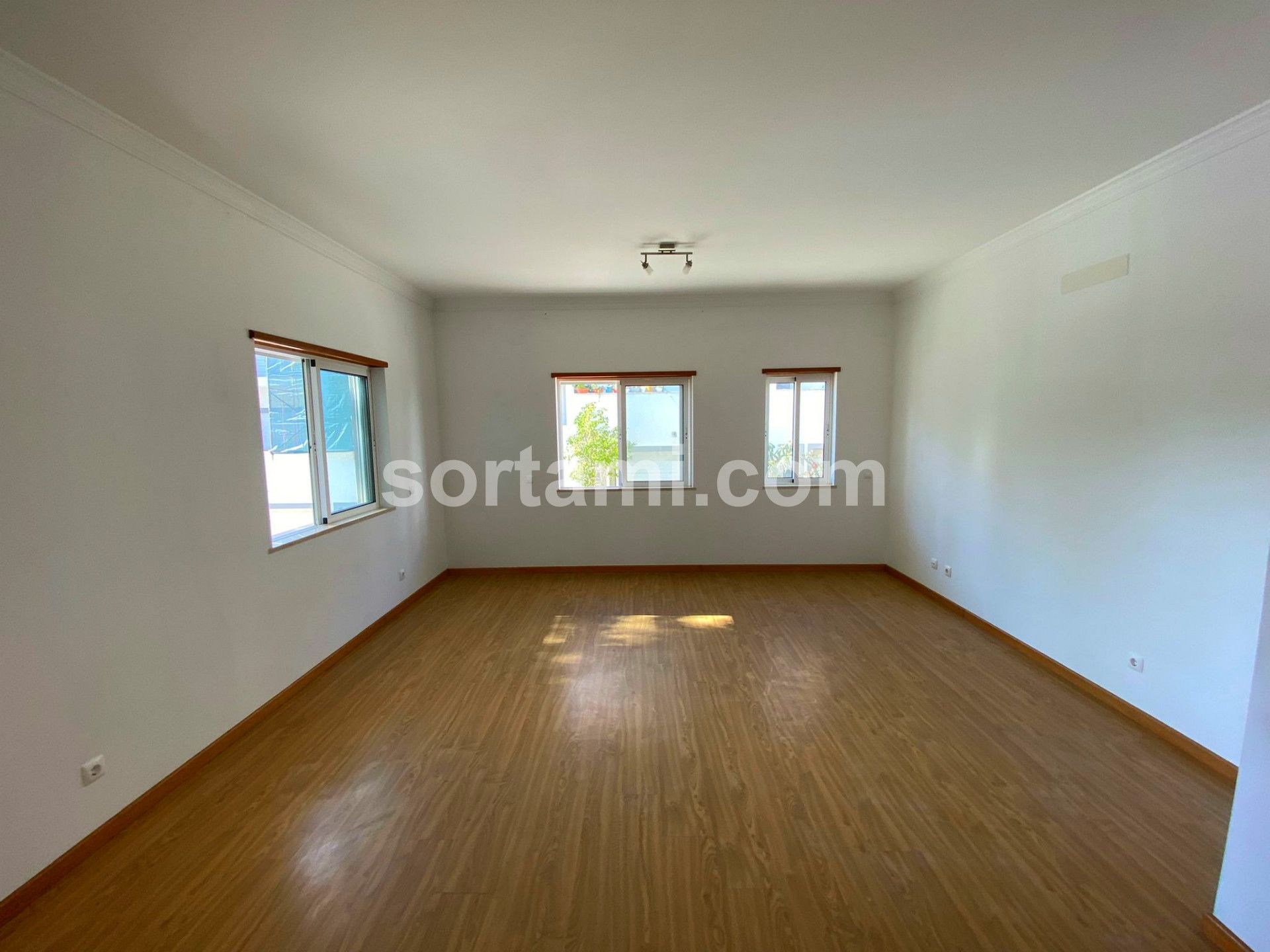 Moradia Geminada T3, Faro, Boliqueime